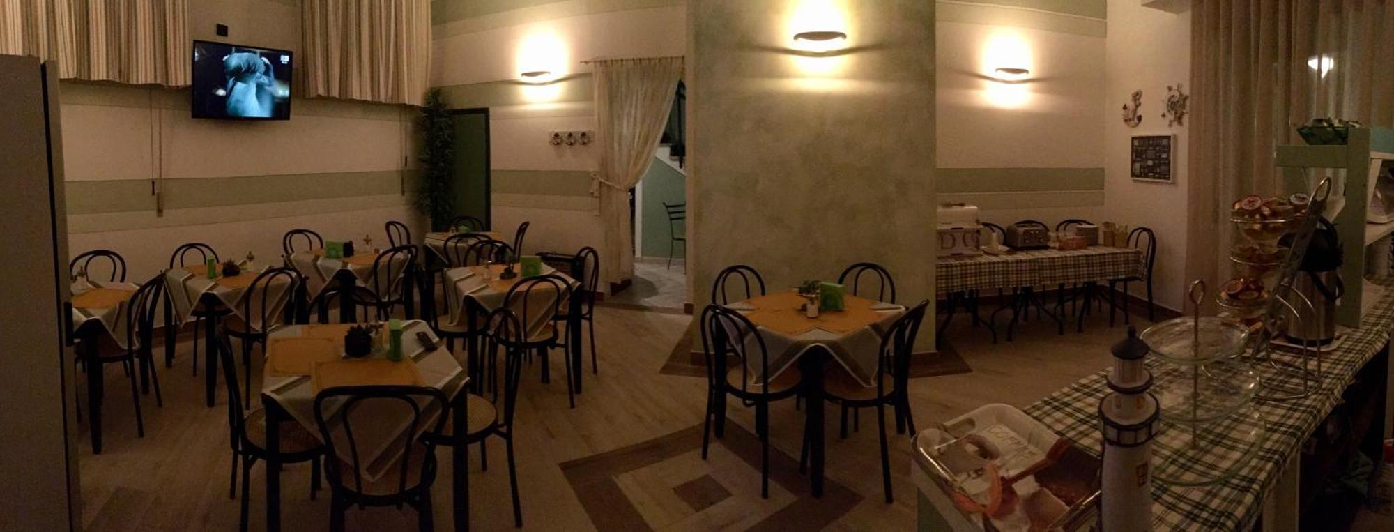 Lungomare Hotel Марина-ді-Чечина Екстер'єр фото